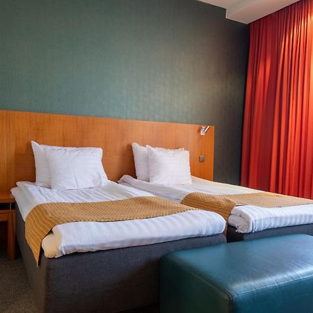 Hotel Oscar Варкаус Екстер'єр фото