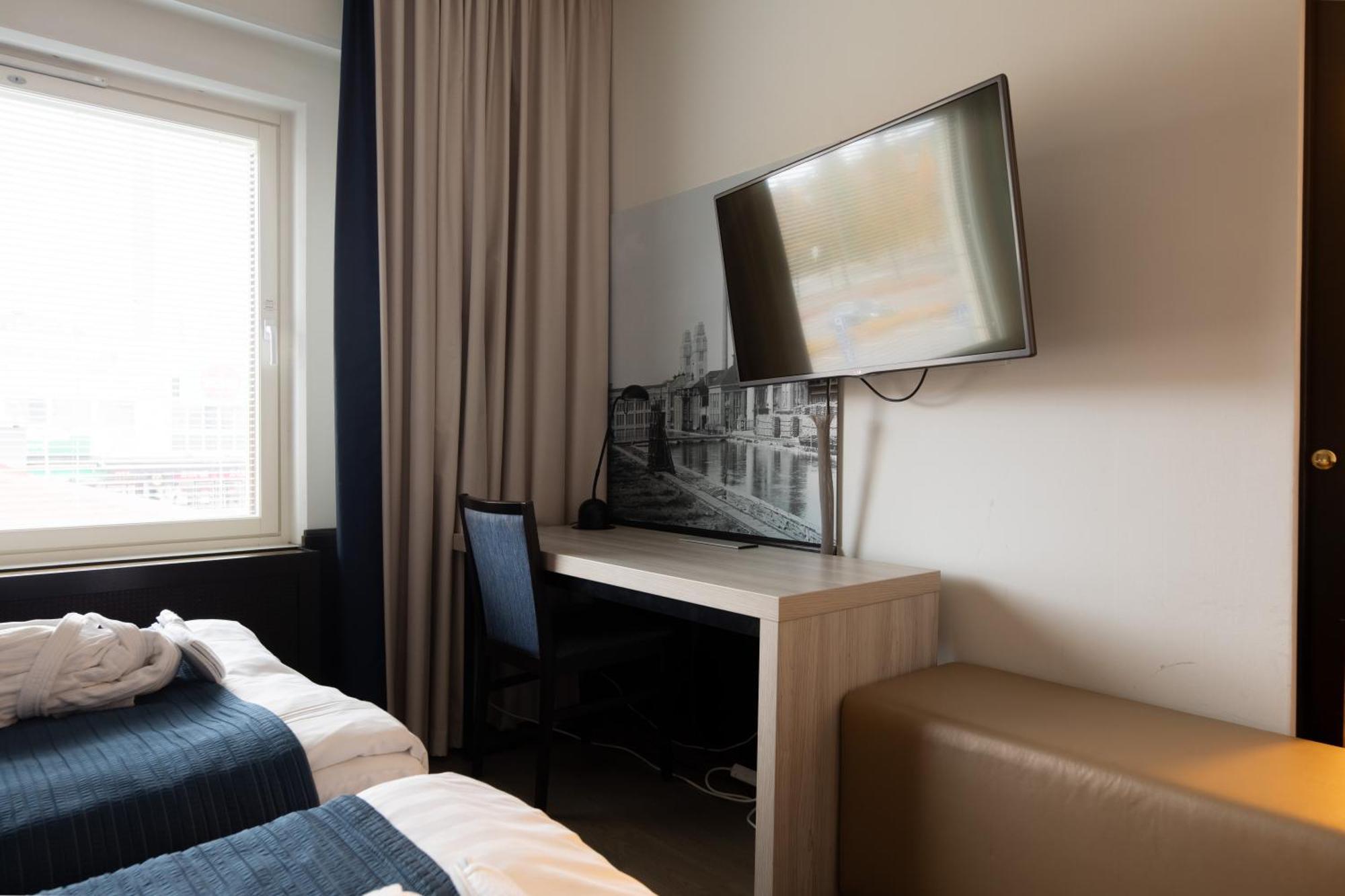 Hotel Oscar Варкаус Екстер'єр фото